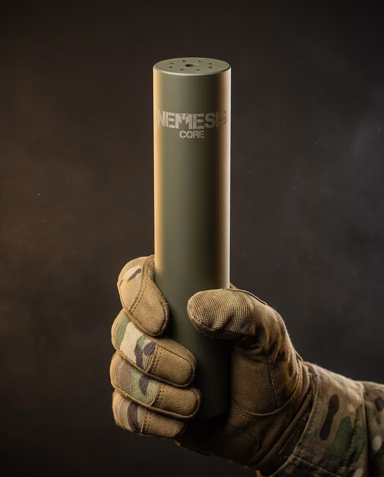 Саундмодератор NEMESIS CORE 5.56 O.D. Green в тактичній рукавиці - матовий корпус Cerakote з гравіюванням NEMESIS CORE