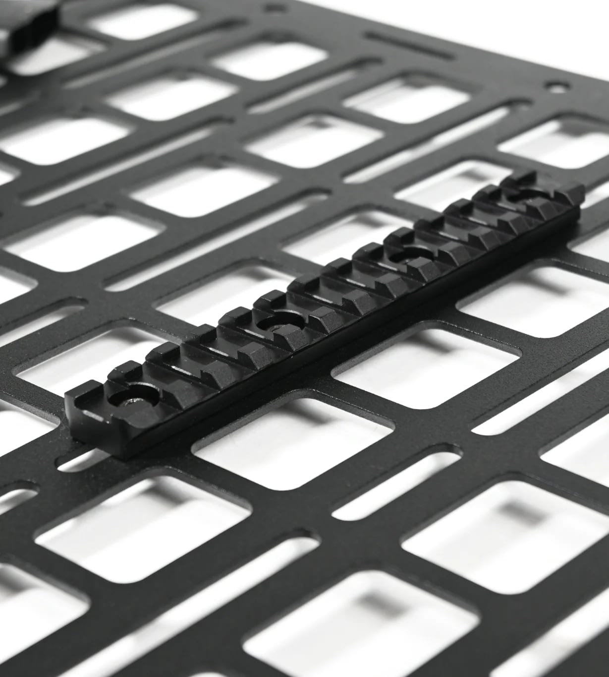 Планка Пікатінні M-LOK